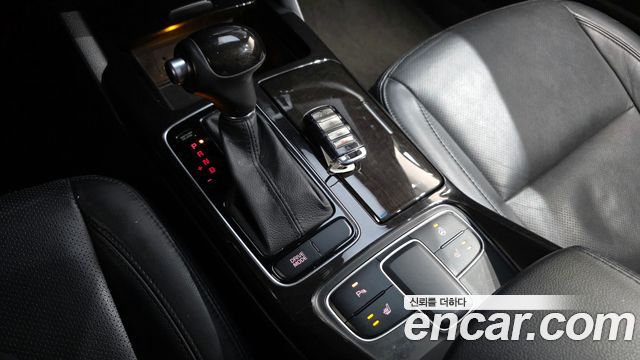 Kia K7 2013 — photo 9