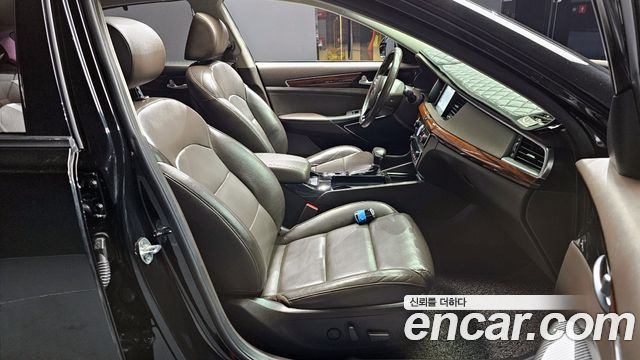 Kia K7 2016 — photo 10