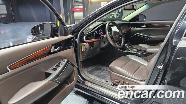 Kia K7 2016 — photo 11
