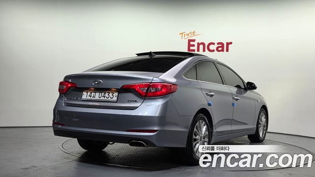Hyundai Sonata 2017 — photo 2