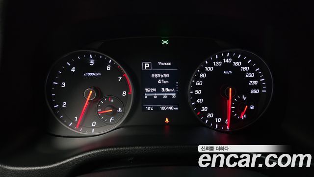 Hyundai AVANTE 2018 — photo 8