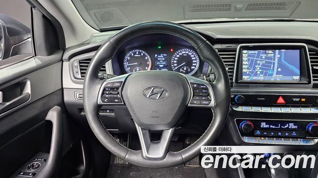 Hyundai Sonata 2019 — photo 13