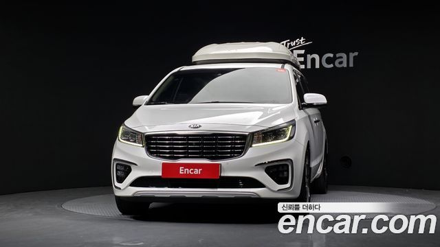 Kia Canival 2019 — photo 3