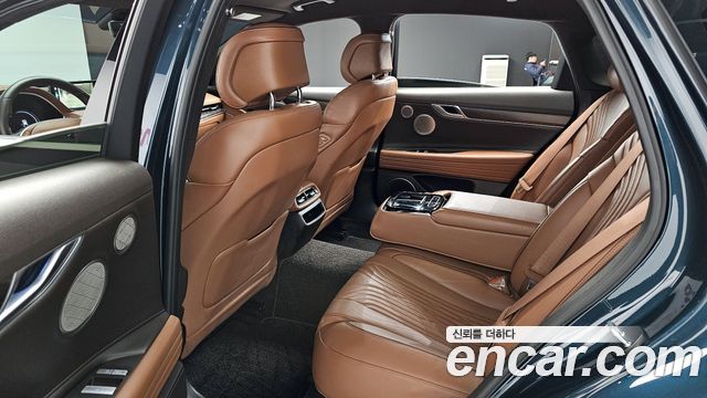Genesis G80 2022 — photo 12