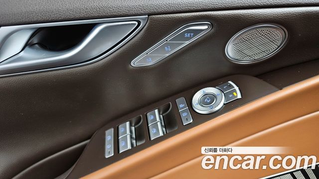 Genesis G80 2022 — photo 20