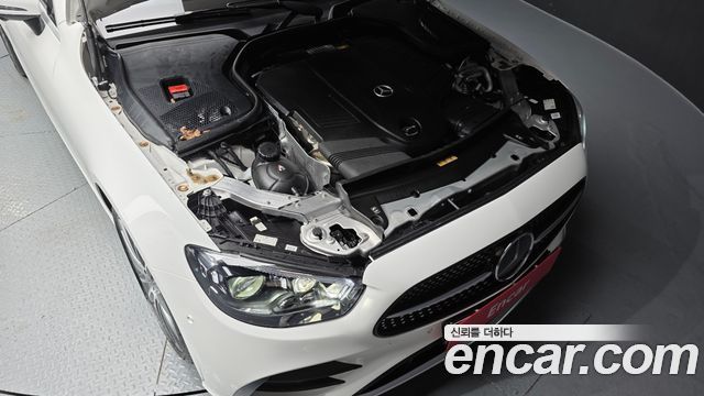 Mercedes-Benz E-Class 2021 — photo 6