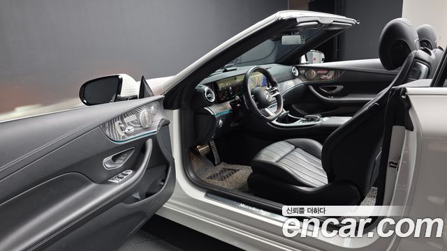Mercedes-Benz E-Class 2021 — photo 10