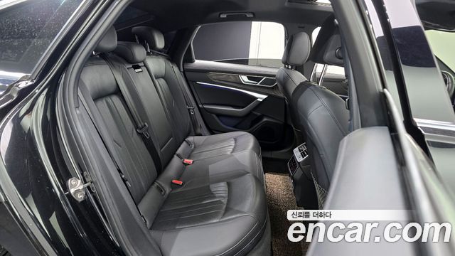 Audi A6 2020 — photo 12