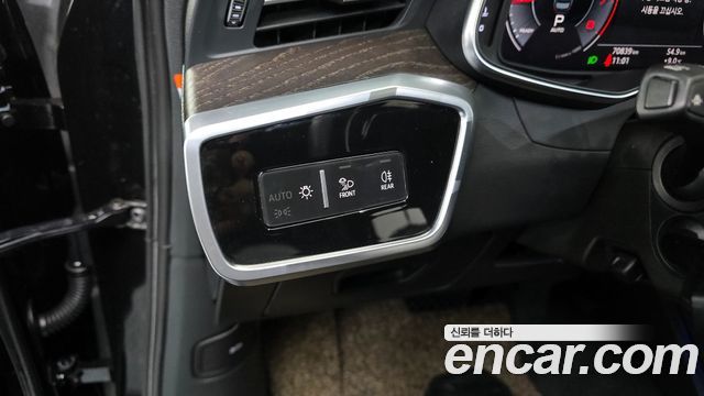 Audi A6 2020 — photo 13