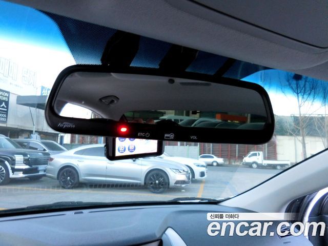 Hyundai AVANTE 2015 — photo 17