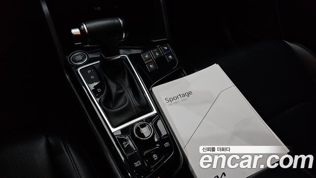Kia Sportage 2022 — photo 9
