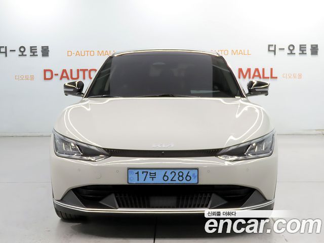 Kia EV6 2022 — photo 2