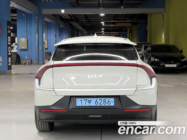 Kia EV6 2022 — photo 3