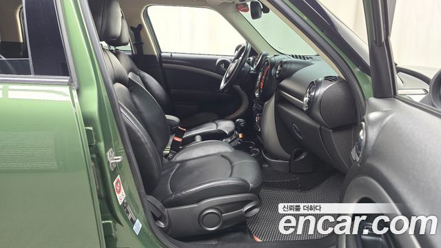 Mini Countryman 2016 — photo 11