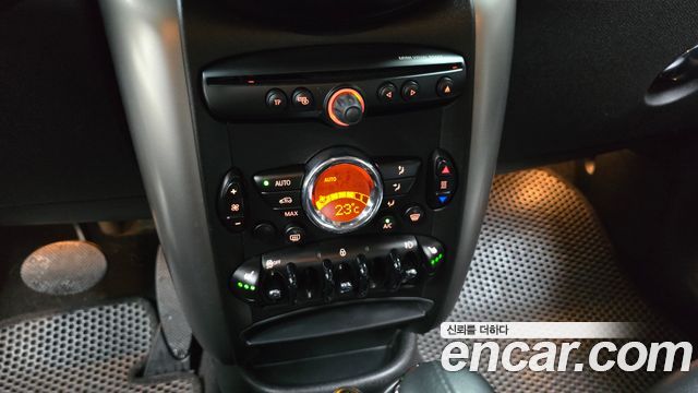 Mini Countryman 2016 — photo 16