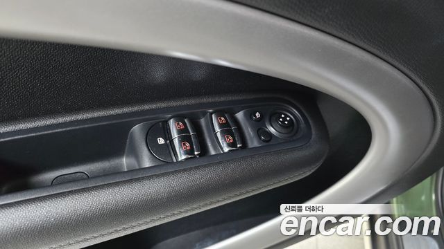 Mini Countryman 2016 — photo 18
