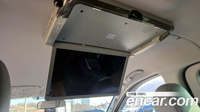 Hyundai Starex 2018 — photo 18
