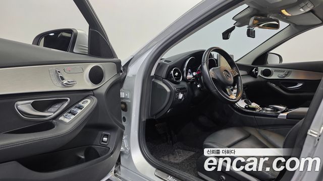 Mercedes-Benz C-Class 2015 — photo 13