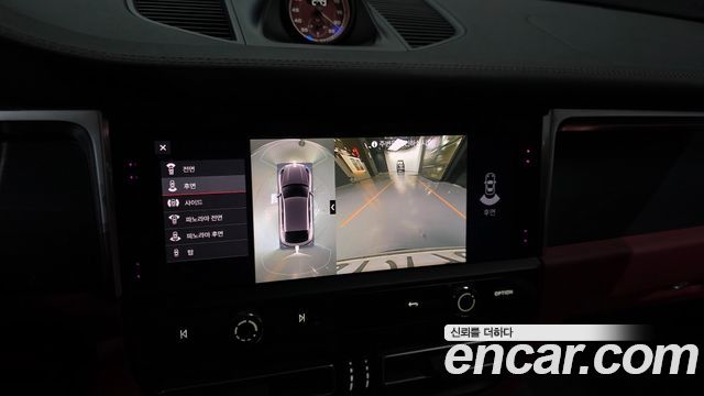 Porsche Macan 2022 — photo 15