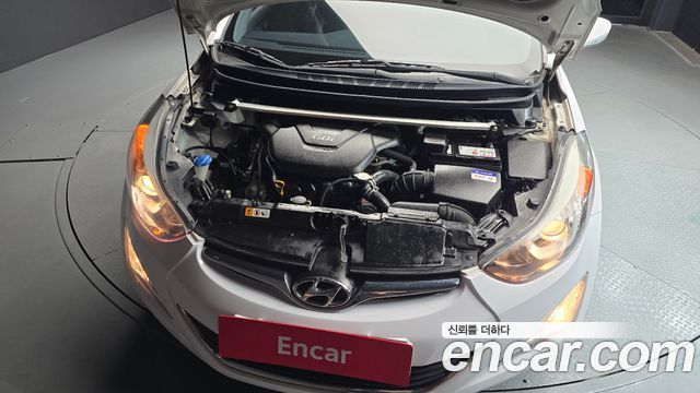 Hyundai AVANTE 2015 — photo 6