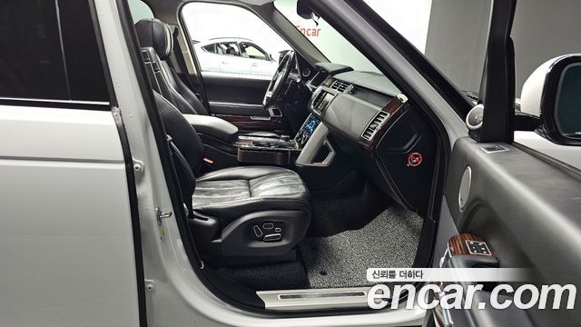 Land Rover Range Rover 2015 — photo 11