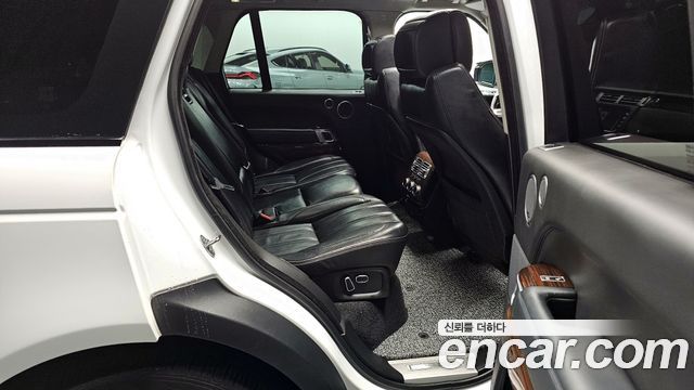 Land Rover Range Rover 2015 — photo 12