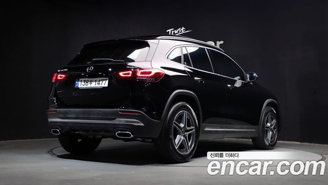 Mercedes-Benz GLA-Class 2020 — photo 2