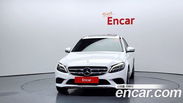 Mercedes-Benz C-Class 2020 — photo 3