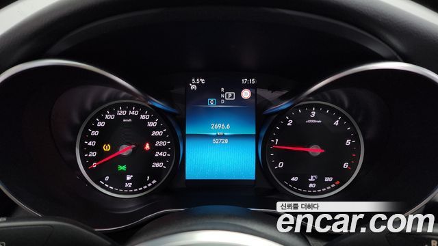 Mercedes-Benz C-Class 2020 — photo 8