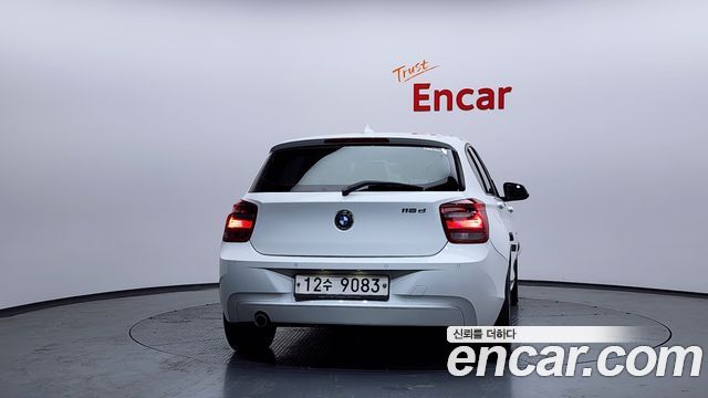 BMW 1-Series 2014 — photo 4
