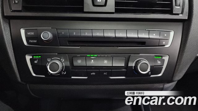 BMW 1-Series 2014 — photo 17