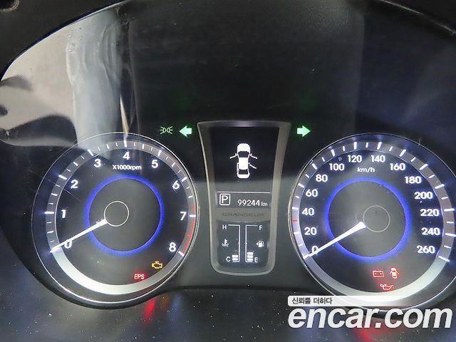 Hyundai Grandeur 2012 — photo 8