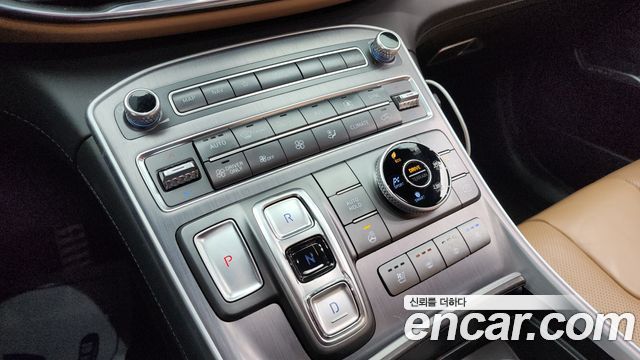 Hyundai Santafe 2022 — photo 9