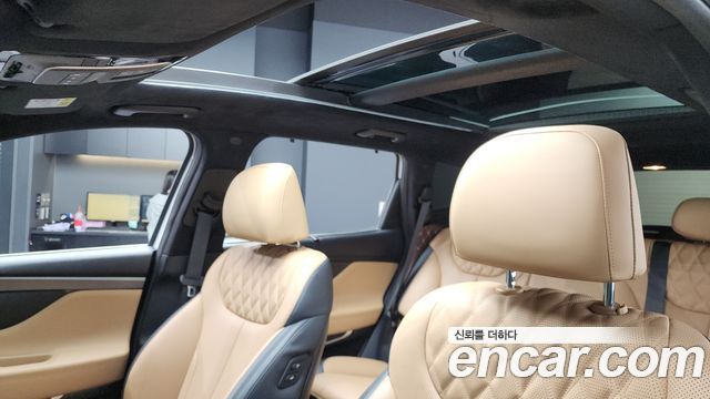 Hyundai Santafe 2022 — photo 17