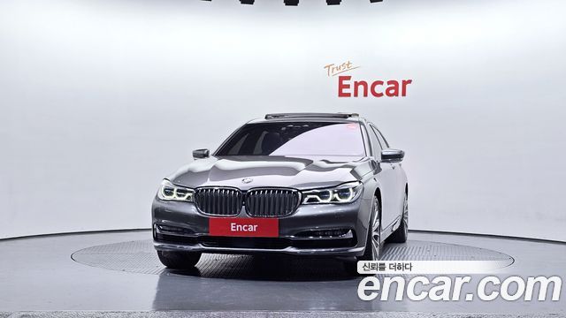 BMW 7-Series 2016 — photo 3
