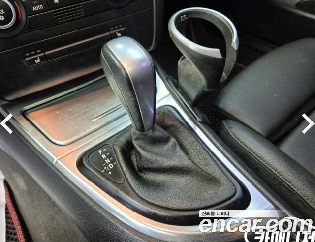 BMW 1-Series 2009 — photo 8
