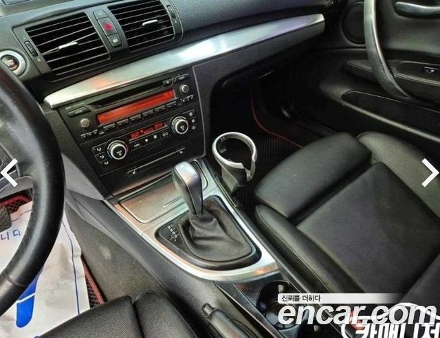 BMW 1-Series 2009 — photo 10