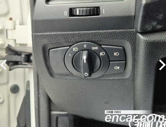 BMW 1-Series 2009 — photo 17