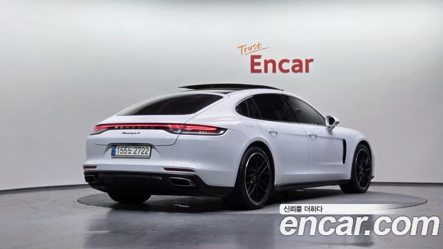 Porsche Panamera 2021 — photo 2