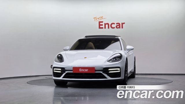 Porsche Panamera 2021 — photo 3