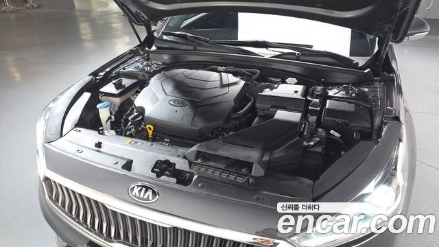 Kia K7 2018 — photo 6