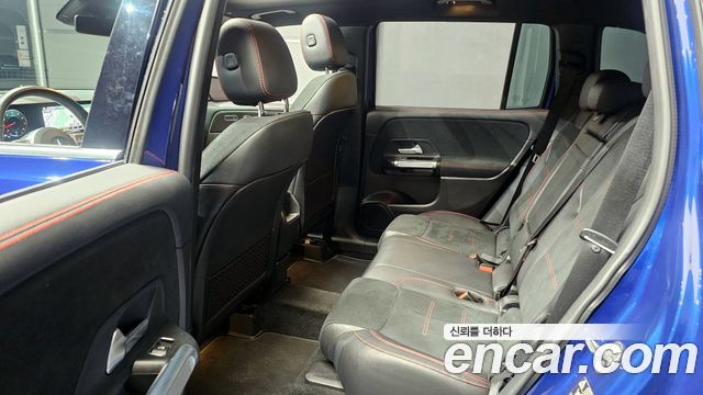 Mercedes-Benz GLB-Class 2020 — photo 13
