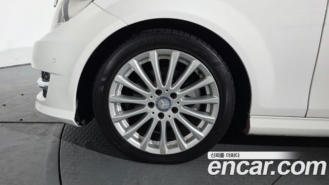 Mercedes-Benz C-Class 2014 — photo 5
