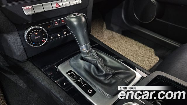 Mercedes-Benz C-Class 2014 — photo 9