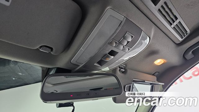 Mercedes-Benz C-Class 2014 — photo 19