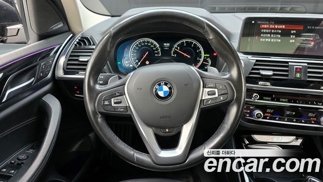 BMW X3 2018 — photo 13