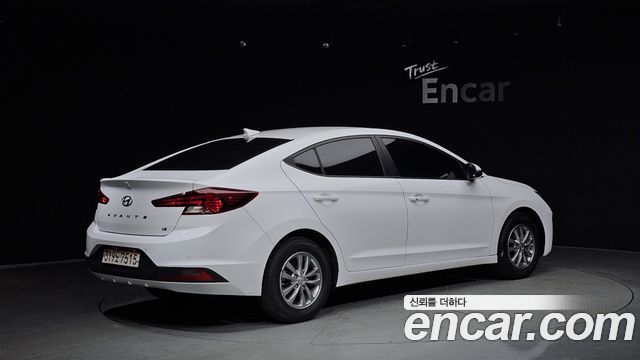 Hyundai AVANTE 2020 — photo 2