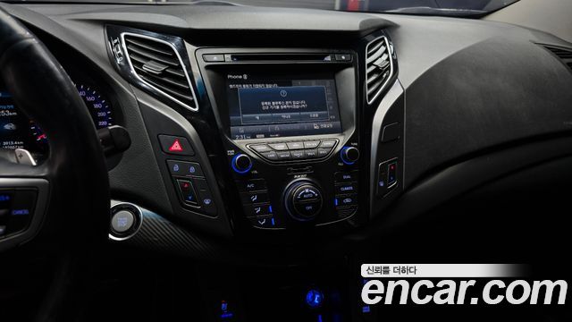 Hyundai i40 2014 — photo 15