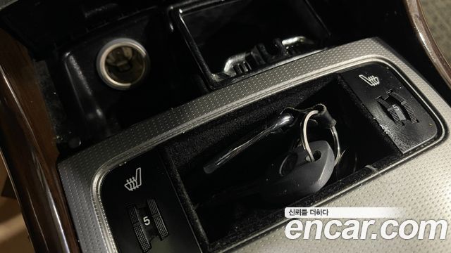 Hyundai Grandeur 2010 — photo 15