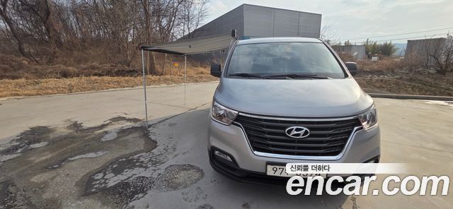 Hyundai Starex 2021 — photo 3